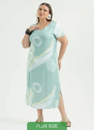 Cativa - Vestido Plus Size Midi em Viscose Verde Claro - CATIVA
