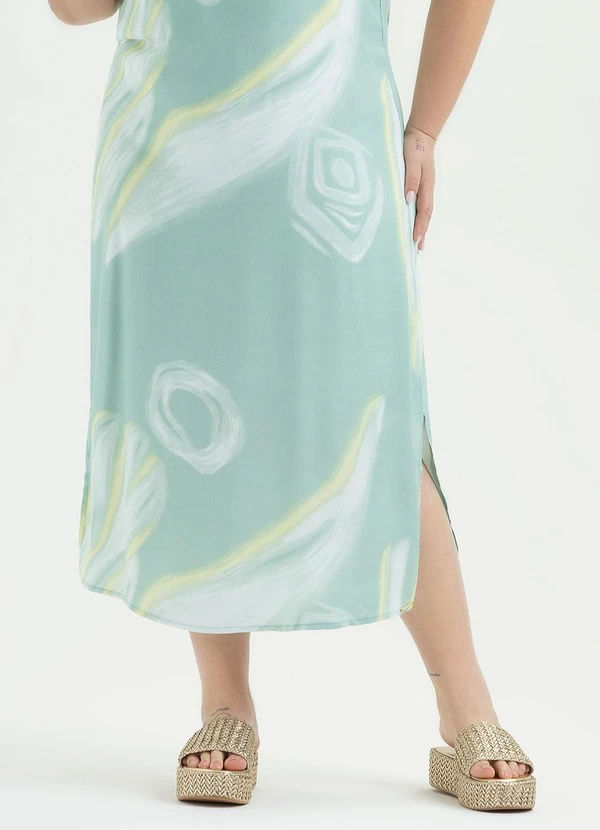 Cativa - Vestido Plus Size Midi em Viscose Verde Claro 3