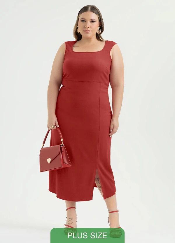 Cativa - Vestido Plus Size Midi em Viscose Vermelho