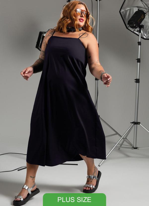Cativa - Vestido Plus Size Modelagem Solta Preto