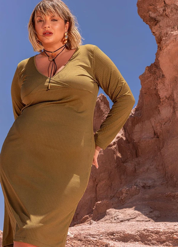 Marguerite - Vestido Verde Militar em Canelado 14