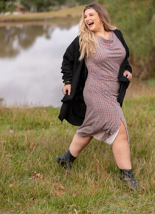 Marguerite - Vestido Xadrez Marrom em Malha Fria 9