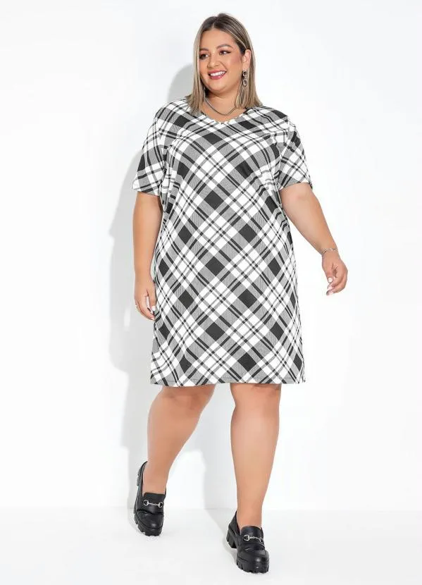 Marguerite - Vestido Xadrez Preto Evasê com Mangas Plus Size 2