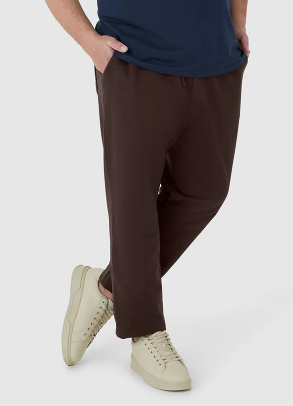 Malwee - Calça Reta em Moletom Plus Marrom 2