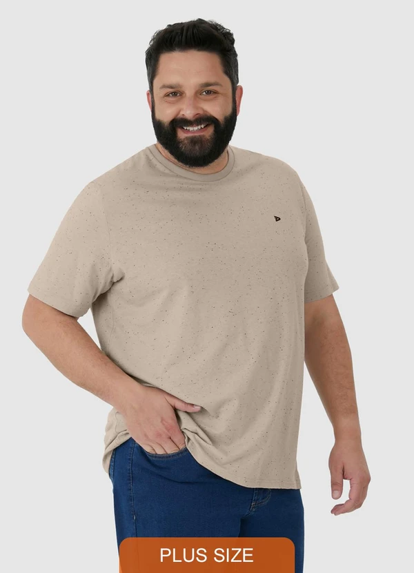 Malwee - Camiseta em Botonê Masculina Plus Bege