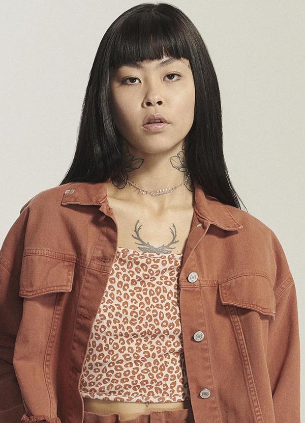 Authoria - Cropped Canelado de Oncinha Marrom