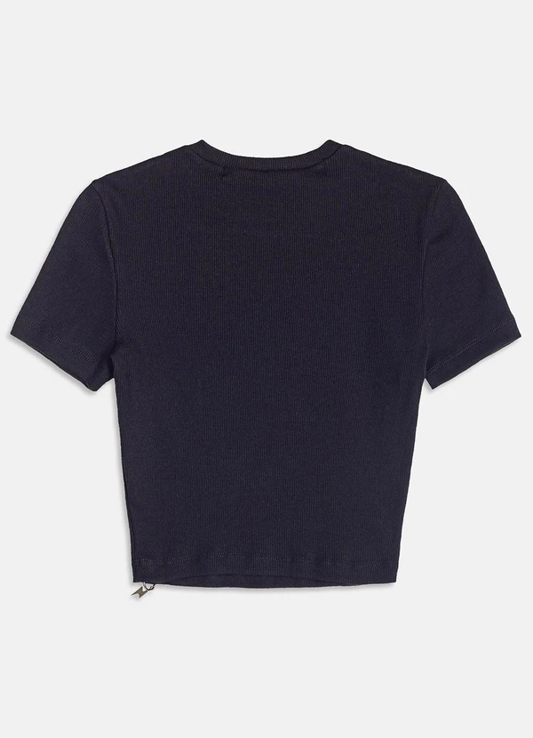 I Am - Blusa Canelada com Pingente Preto 2