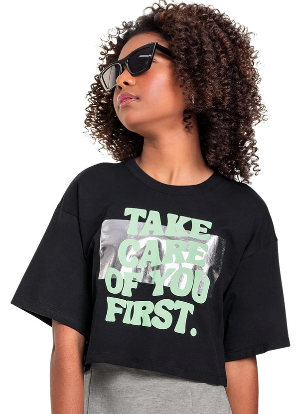 Gloss - Blusa Cropped em Meia Malha Juvenil Preto