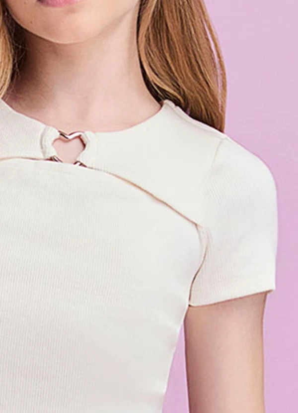 I Am - Blusa Off White com Argola de Coração Off White 5