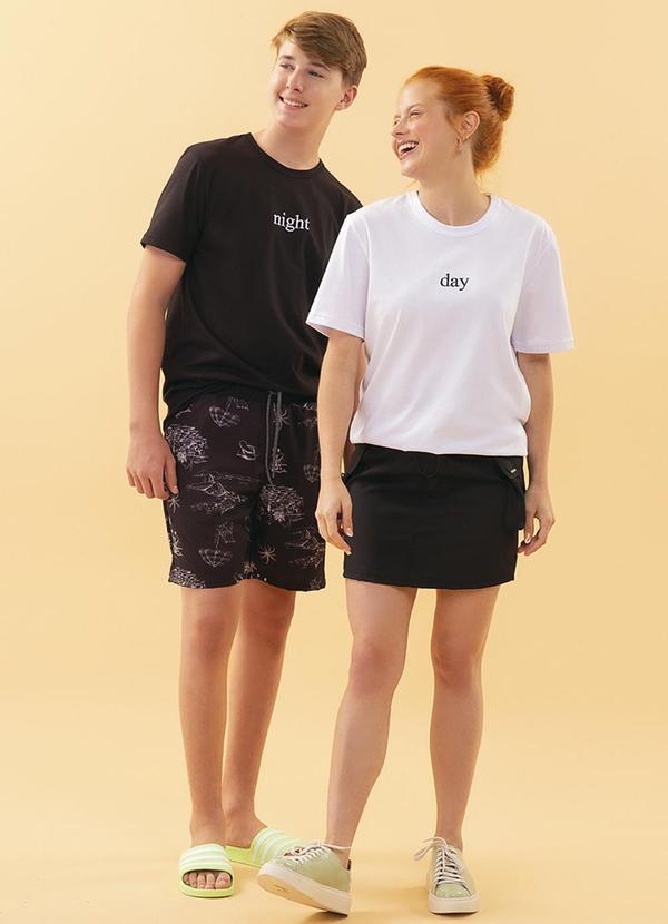 Soft Bonni - Camiseta Unissex Branco