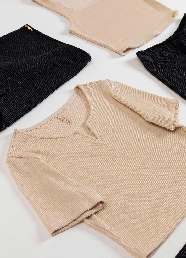 Cativa Teen - Blusa Cropped em Canelado Bege 4