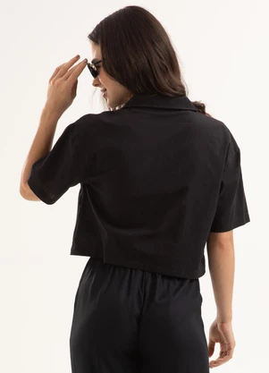 Cativa You - Camisa em Tecido Texturizado Preto - CATIVA YOU