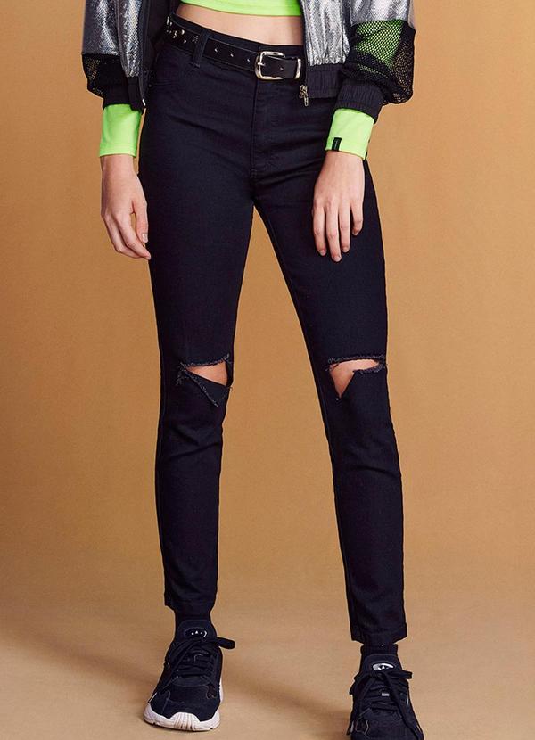Authoria - Calça Jeans com Rasgos nos Joelhos Preto