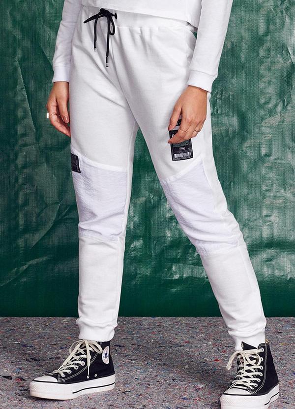 Authoria - Calça Jogger Feminino de Moletom Off White