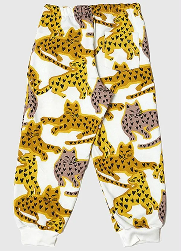 Fábula - Calça Menina de Moletom Onça Coração Branco 2