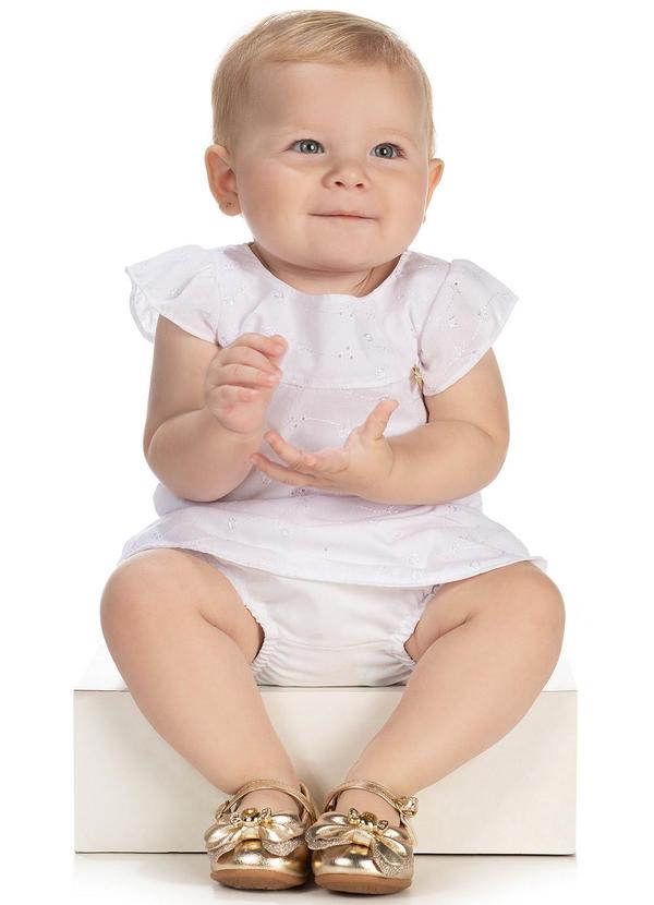 Amada - Conjunto Bata e Calcinha Bordado Branco