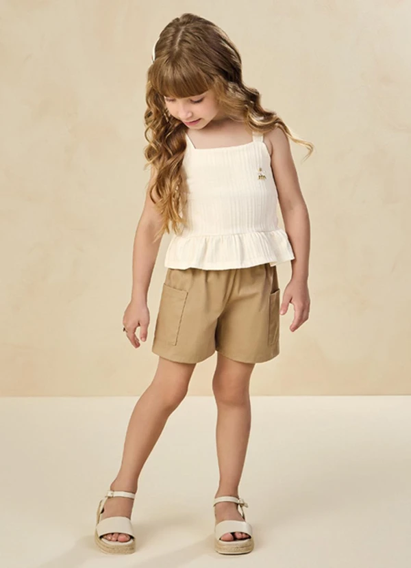 Milli e Nina - Conjunto Blusa e Shorts com Elastano Bege 1