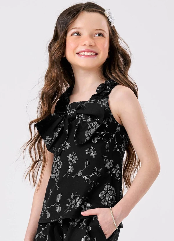 Trick Nick - Conjunto Blusa e Shorts Popeline Floral Preto 4