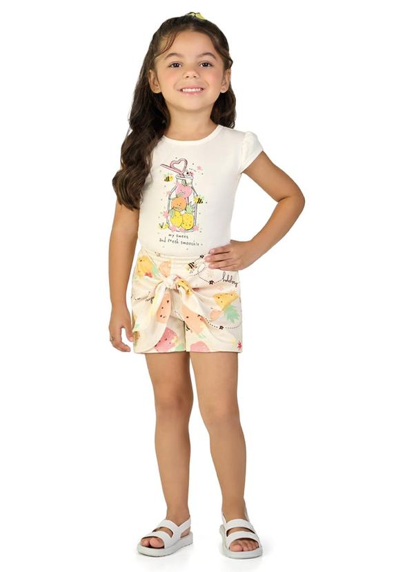 Marlan - Conjunto Blusa e Shorts Salada de Frutas Bege