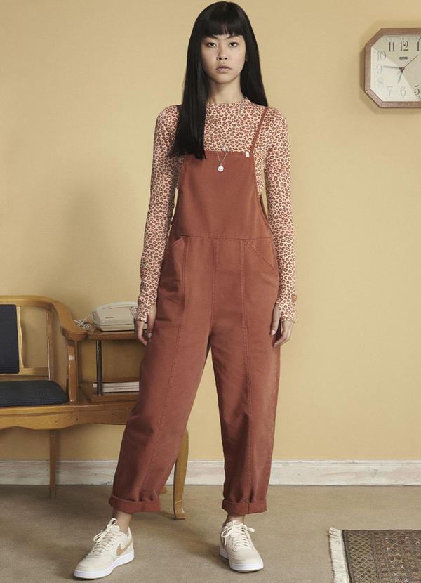 Authoria - Blusa com Abertura Dedo Marrom 2