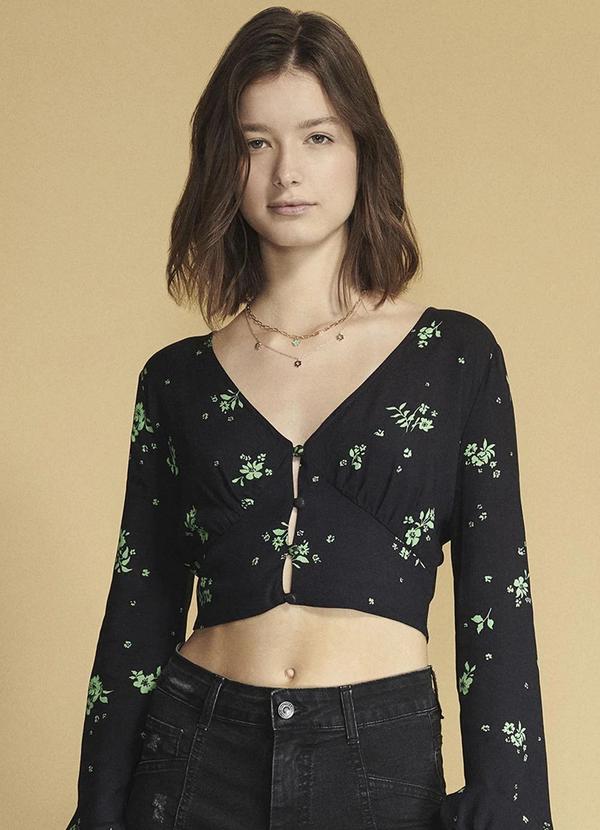 Authoria - Cropped Feminino Manga Longa com Estampa Floral Preto