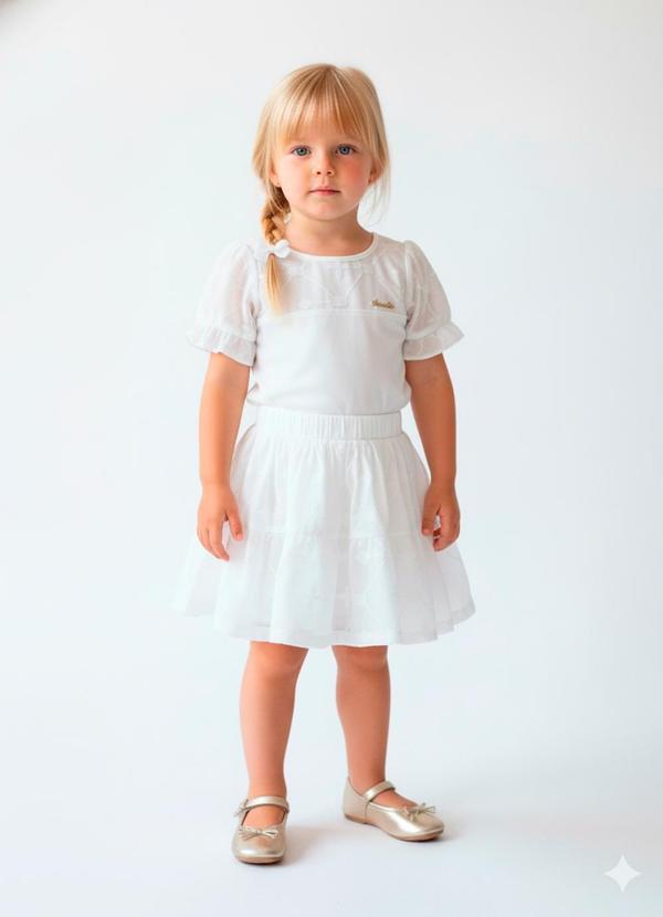 Amada - Conjunto Blusa com Recortes e Saia Branco