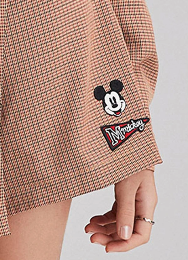 I Am - Shorts Saia Xadrez do Mickey Camel 2