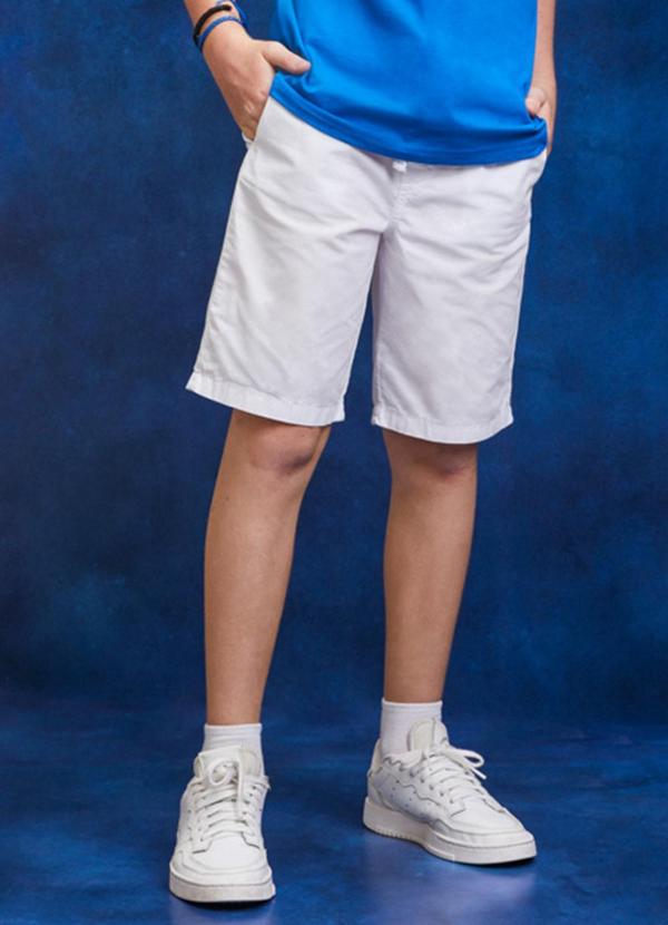 Youccie - Bermuda Branca de Sarja Off White