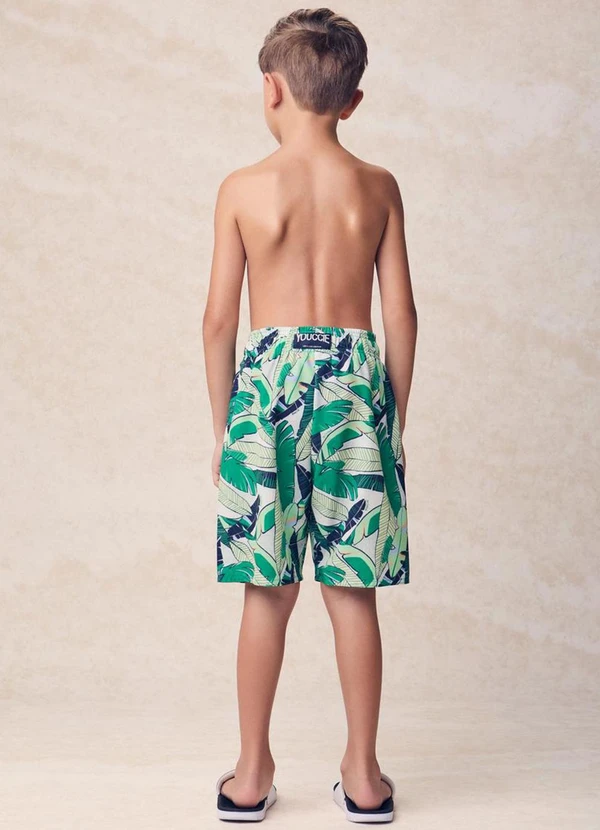 Youccie - Bermuda em Tactel Estampada de Folhas Verde 4