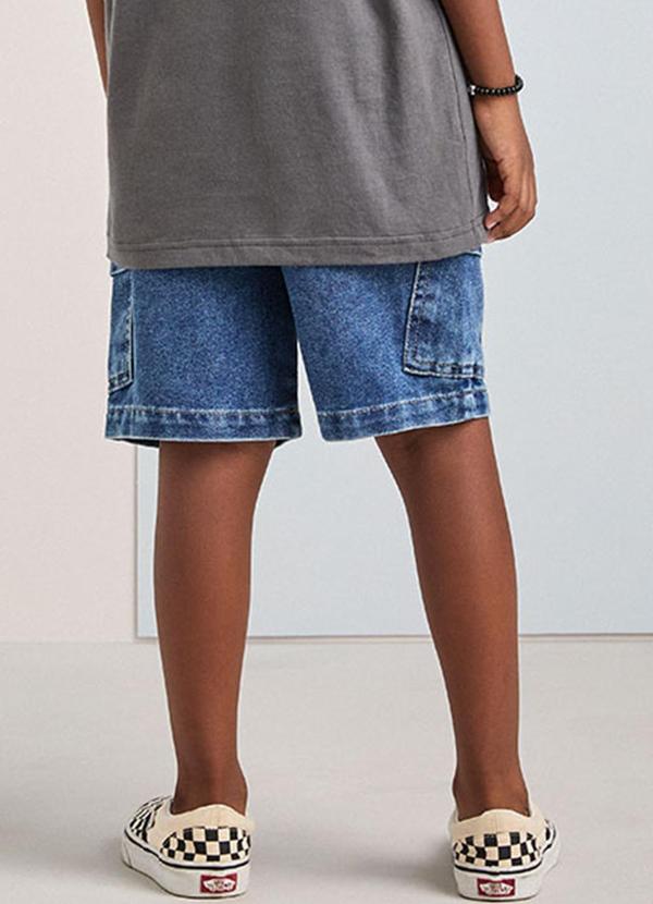 Youccie - Bermuda Jeans com Bolso Cargo Azul 2