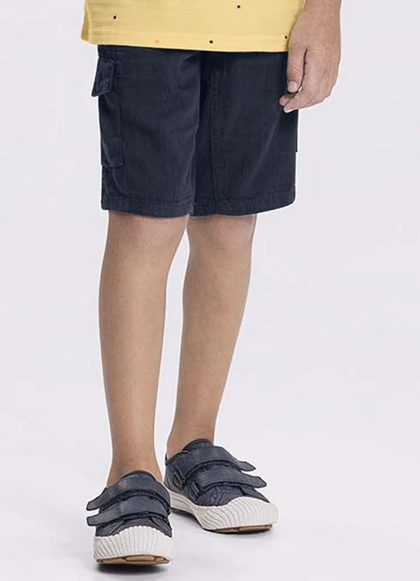 Alakazoo - Bermuda Jeans Reta Menino Detalhe na Barra Azul