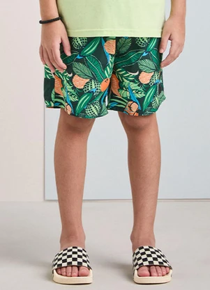 Youccie - Bermuda Tactel com Estampa de Folhagens Verde - YOUCCIE