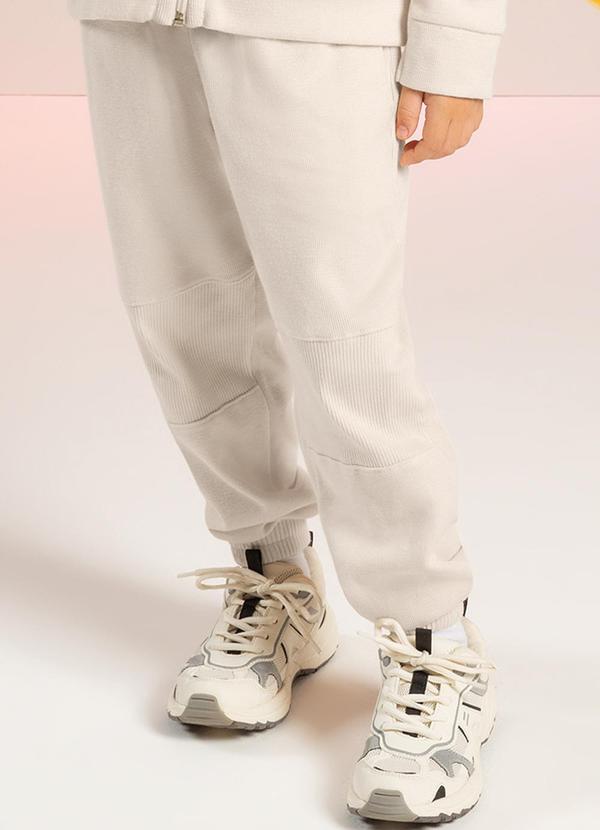 Cativa Kids - Calça em Moletom Elementar Masculina Bege