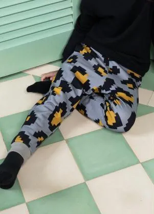 Bento - Calça Jogger de Moletom Estampa Onça Pixel Cinza - BENTO