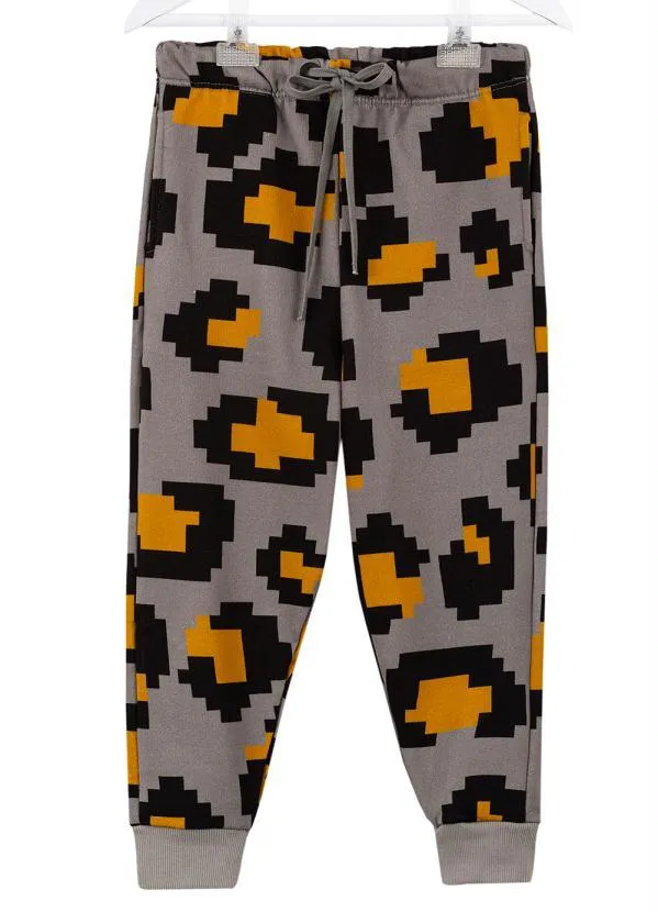 Bento - Calça Jogger de Moletom Estampa Onça Pixel Cinza 4