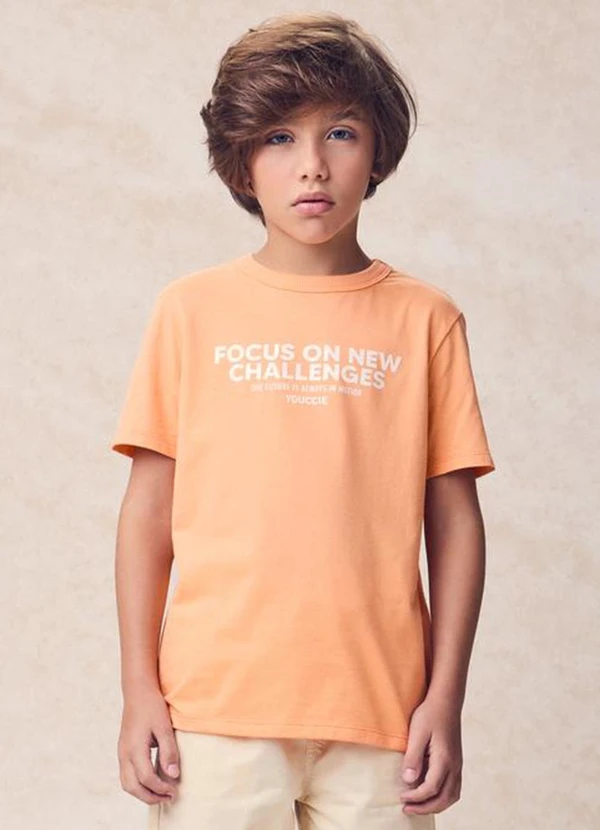 Youccie - Camiseta com Estampa em Lettering Laranja 1