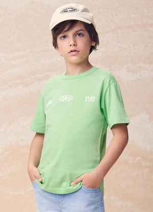 Youccie - Camiseta com Estampa Urban And Creative Verde - YOUCCIE