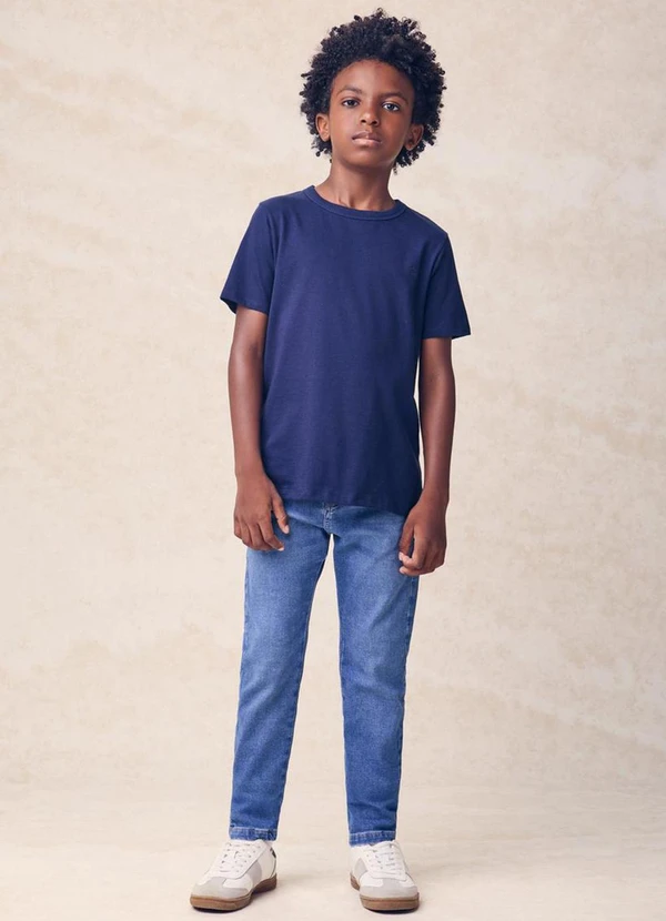 Youccie - Camiseta Infantil Básica com Bordado Marinho 3