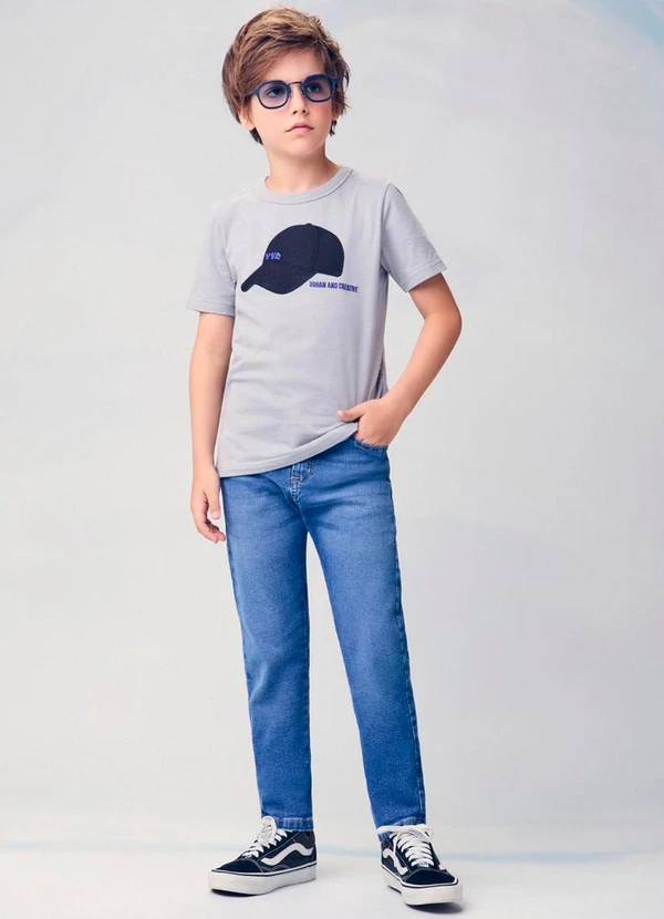 Youccie - Camiseta Infantil com Boné Bordado Cinza 3