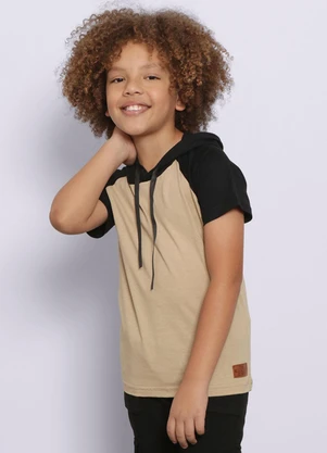 Torra - Camiseta Infantil com Capuz Manga Raglan Bege - TORRA