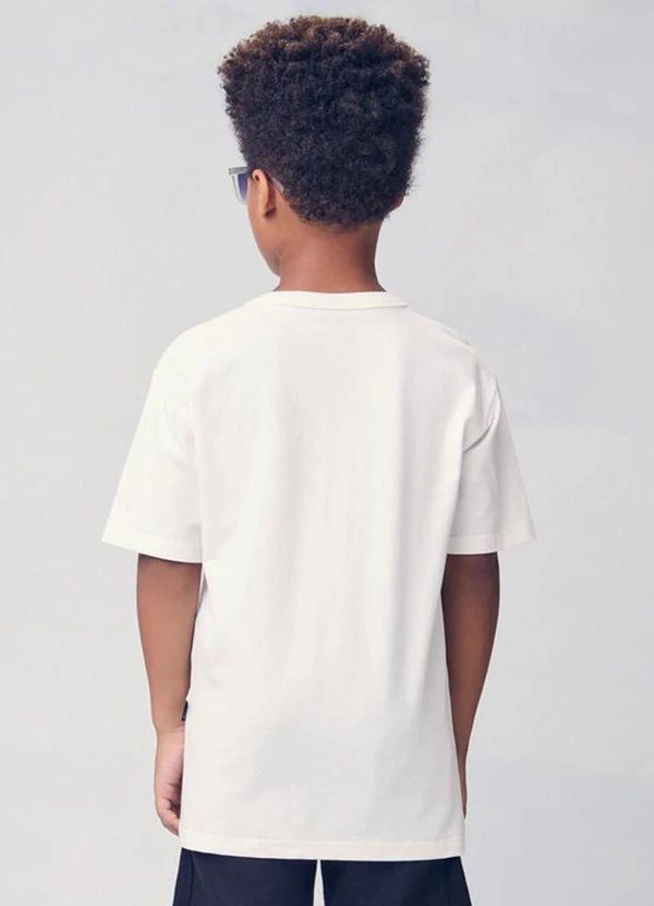 Youccie - Camiseta Infantil com Chuteiras de Puff Branco 2