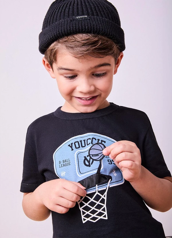 Youccie - Camiseta Preta com Estampa de Basquete Preto 4