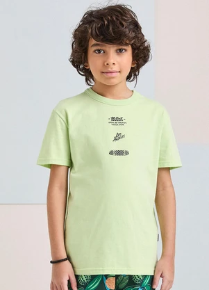 Youccie - Camiseta Verde com Estampa Skatista Verde - YOUCCIE