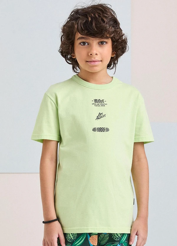 Youccie - Camiseta Verde com Estampa Skatista Verde