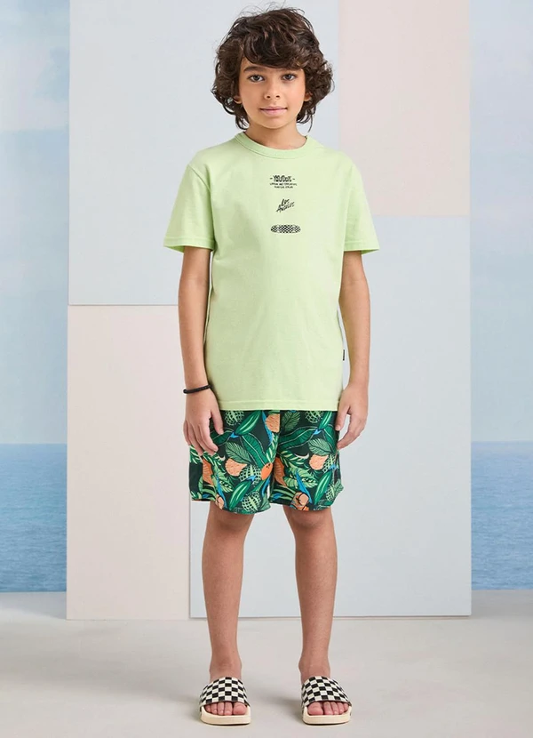 Youccie - Camiseta Verde com Estampa Skatista Verde 3