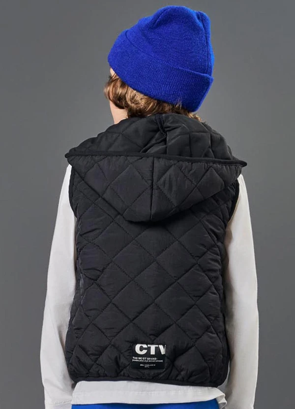 Catavento - Colete Menino em Matelassê Preto 2