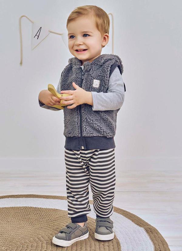Abrange - Conjunto Body Colete em Pelo e Calça Listrada Mes