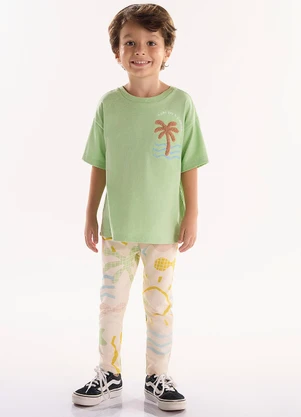 Três e Já - Conjunto com Camiseta e Calça Verde - TRÊS E JÁ