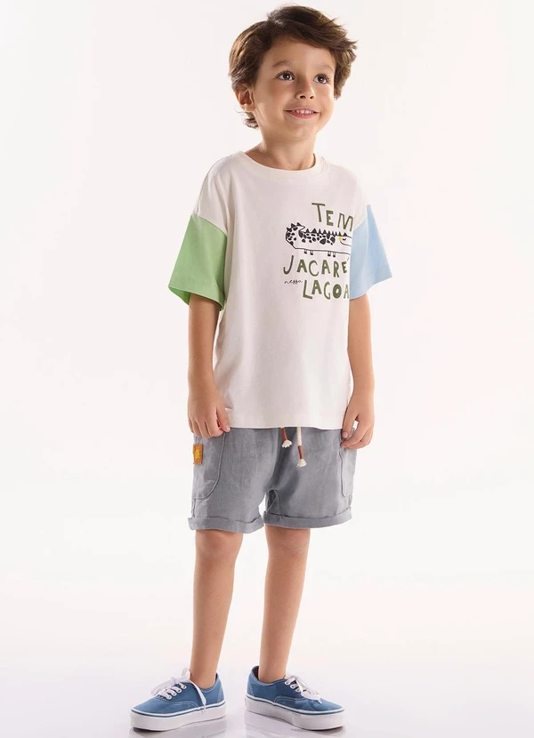 Três e Já - Conjunto com Camiseta e Short Bege 1