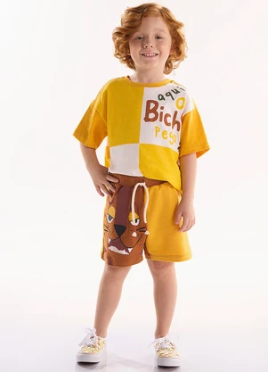 Três e Já - Conjunto com Camiseta e Short Bege - TRÊS E JÁ